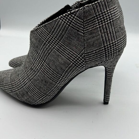 Journee collection Demmi Plaid size 7 - Picture 2 of 4